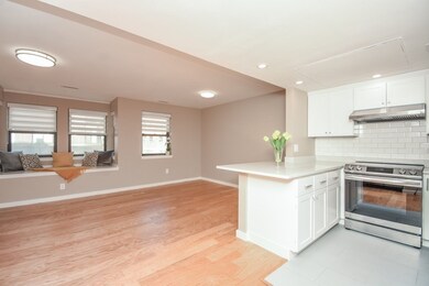 376 Commercial St unit 2B, Boston, MA 02109 - photo 3