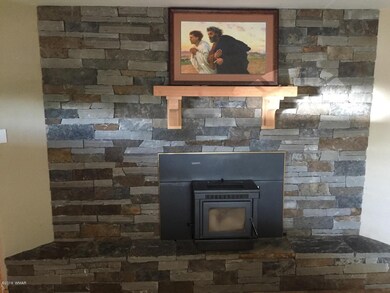 Greer.fireplace