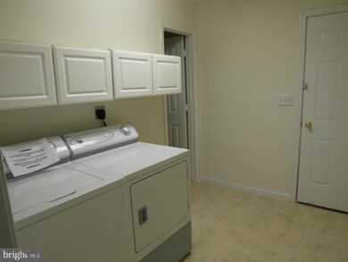 50 Puffenburger Ln, Hedgesville, WV 25427 - photo 5