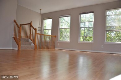 2552 James Madison Cir, Herndon, VA 20171 - photo 5