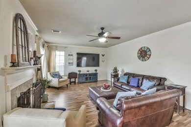 7903 Rothesay Chase Rd, Houston, TX 77095 - photo 6