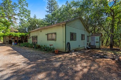 2681 Russell Rd, Merlin, OR 97532 - photo 5