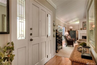 9229 Olympic View Dr, Edmonds, WA 98020 - photo 5