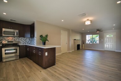 8146 N 16th St, Phoenix, AZ 85020 - photo 7