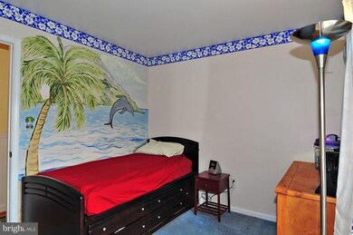 405 Heath Dr, Sykesville, MD 21784 - photo 5