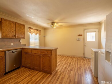909 10th St, Sparks, NV 89431 - photo 6