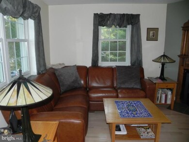 4659 28th Rd S unit B, Arlington, VA 22206 - photo 4