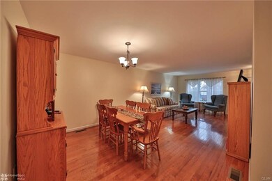 289 Park Ridge Dr, Easton, PA 18040 - photo 2