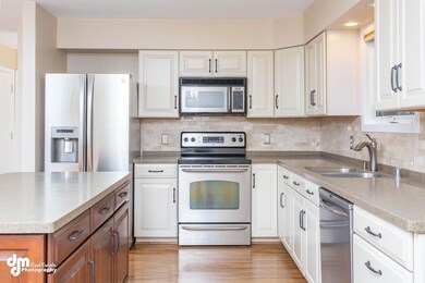Kitchen-0310-FULL
