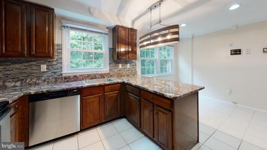 15008 Narrows Ln, Bowie, MD 20716 - photo 7