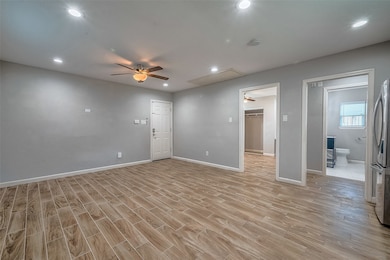 911 Kern St unit B, Houston, TX 77009 - photo 7