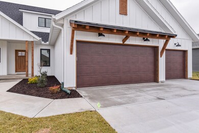 702 N Fox Hill Cir, Nixa, MO 65714 - photo 5