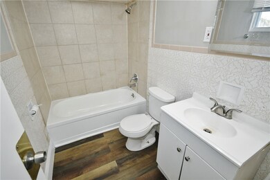 527 Farnsworth Ave, Clairton, PA 15025 - photo 6