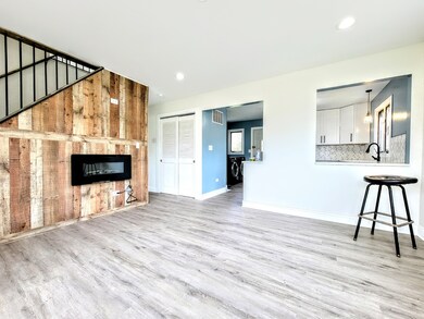 12832 W Brooke Ave, Waukegan, IL 60087 - photo 7