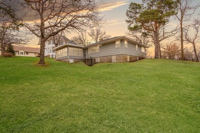 521 6th Ave W, Alexandria, MN 56308 - photo 2