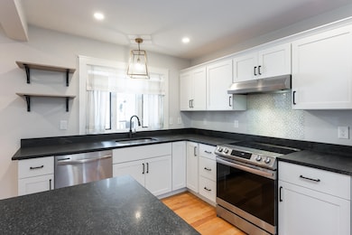 56 Maple St unit C, Hopkinton, NH 03229 - photo 5