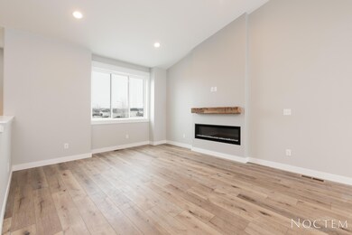 3801 Amari Loop-5