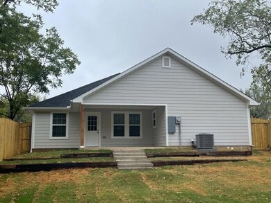 1204 Martin Luther King St, Denison, TX 75020 - photo 2