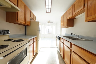 7709 S Sunbird Way, Midvale, UT 84047 - photo 4