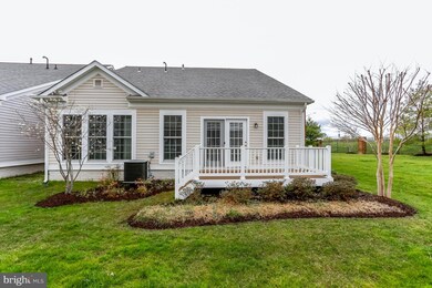 8438 Peace Lily Ct, Lorton, VA 22079 - photo 4