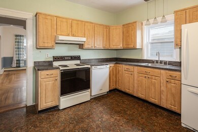 15 Dunham Ave, Cranston, RI 02905 - photo 4