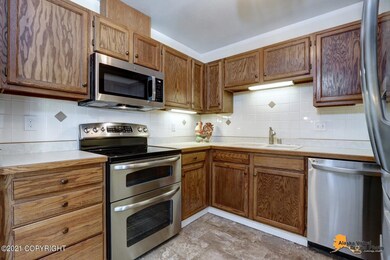 Kitchen w/SS Appliances