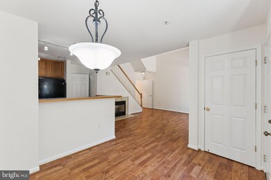 11892 Breton Ct unit 7A, Reston, VA 20191 - photo 4