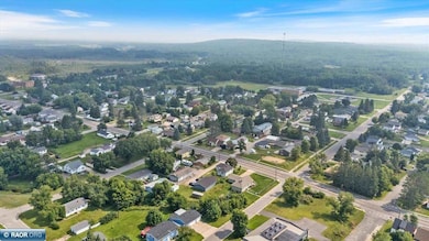 27 10th St NW, Chisholm, MN 55719 - photo 5