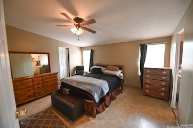 42 Mobile Rd, Cotulla, TX 78014 - photo 7