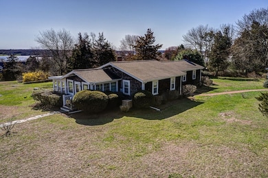 1484 Drift Rd, Westport, MA 02790 - photo 3