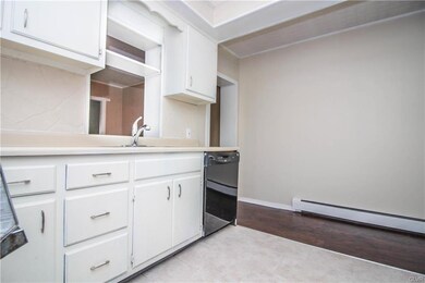 770 S 8th St, Allentown, PA 18103 - photo 5