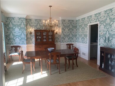 557 Churchill Ln, Allentown, PA 18106 - photo 3