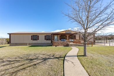 907 Neptune Dr, Granbury, TX 76049 - photo 3