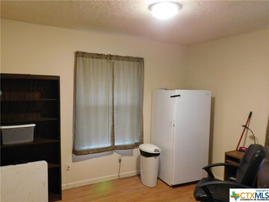 1004 Craig St, Copperas Cove, TX 76522 - photo 4