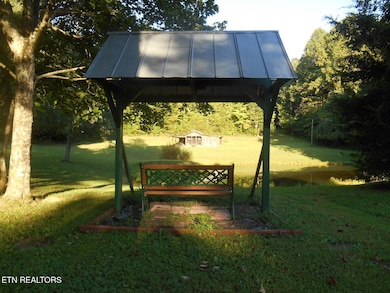 882 Walker Rd, Sharps Chapel, TN 37866 - photo 6