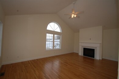 175 Brookview Dr unit 63, Hooksett, NH 03106 - photo 7