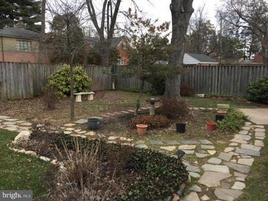 9904 Colesville Rd, Silver Spring, MD 20901 - photo 3