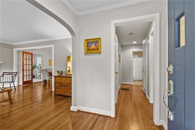 Welcome your guests into the warm open foyer.