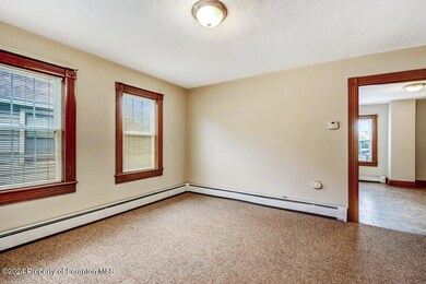 942 Lincoln St unit 2nd Floor, Scranton, PA 18519 - photo 5