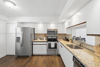 Buckingham Condominium unit 408H, Pembroke Pines, FL 33027 - photo 2