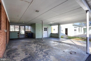 93 Longmeadow St, Mechanicsburg, PA 17055 - photo 7