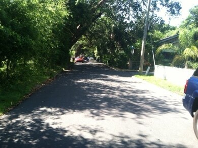 133 Oneida St, Saint Augustine, FL 32084 - photo 2