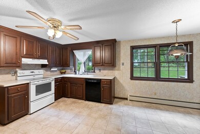 9 Old Coach Rd, Wilbraham, MA 01095 - photo 5