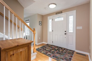 105 Nathaniel Dr, Portsmouth, NH 03801 - photo 4