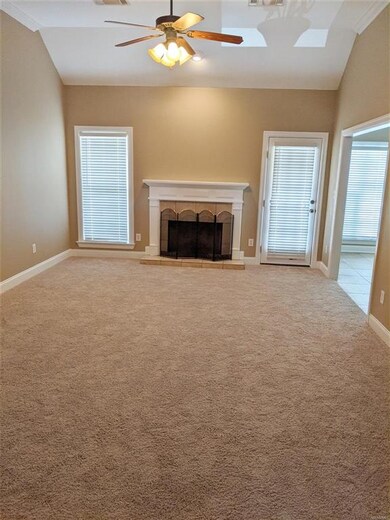 LARGE GREAT ROOM WITH FIREPLACE w/GAS LOG LIGHTER,