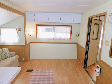 37707 Pure Water Way unit 37, Zephyrhills, FL 33542 - photo 5