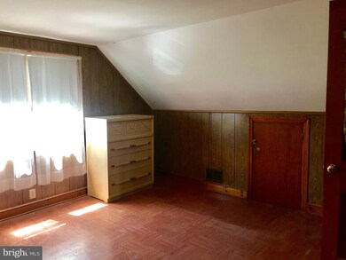 1613 S Main St, Bechtelsville, PA 19505 - photo 5