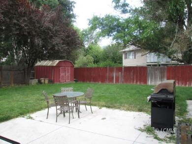 451 Mountain View, Lakeview, OR 97630 - photo 4