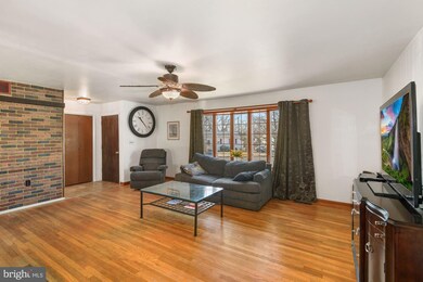 255 Elkton S, Laurel, MD 20724 - photo 4