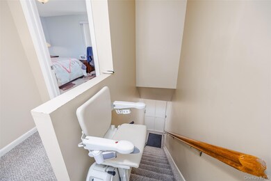 100 Daly Blvd unit 2410, Oceanside, NY 11572 - photo 4